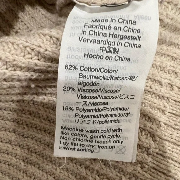 Madewell Crewneck Sweater With Front Pocket - Picture 4 of 4